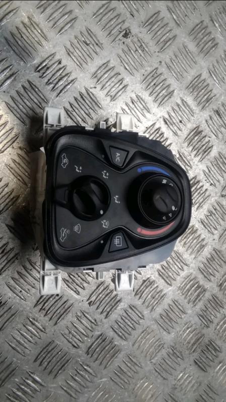 Commande chauffage PEUGEOT 108 Essence - 1