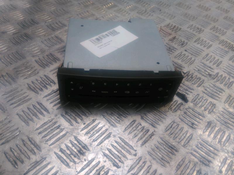 Autoradio originale PEUGEOT 206 Diésel - 1