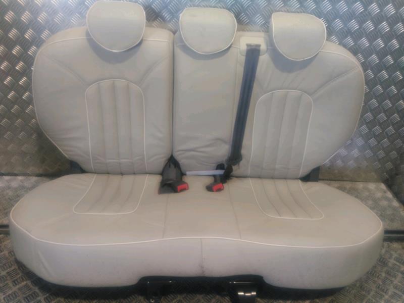 Banquette arriere NISSAN MICRA Essence - 1
